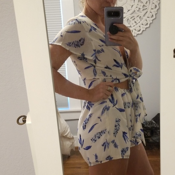 Cute 2 Piece Matching Set 💙♡💙♡💙 - Picture 2 of 4